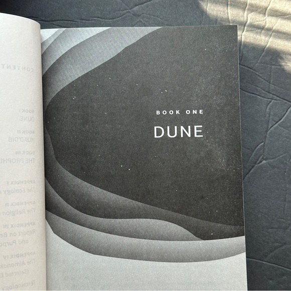 Dune by Frank Herbert (Book 1) | Science Fiction, Epic Fantasy | Paperback Book - Picture 8 of 9